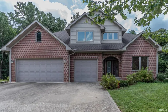 $629,500 | 1552 South Andrew Circle, Bloomington, IN 47401