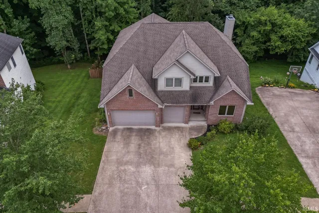 $629,500 | 1552 South Andrew Circle, Bloomington, IN 47401