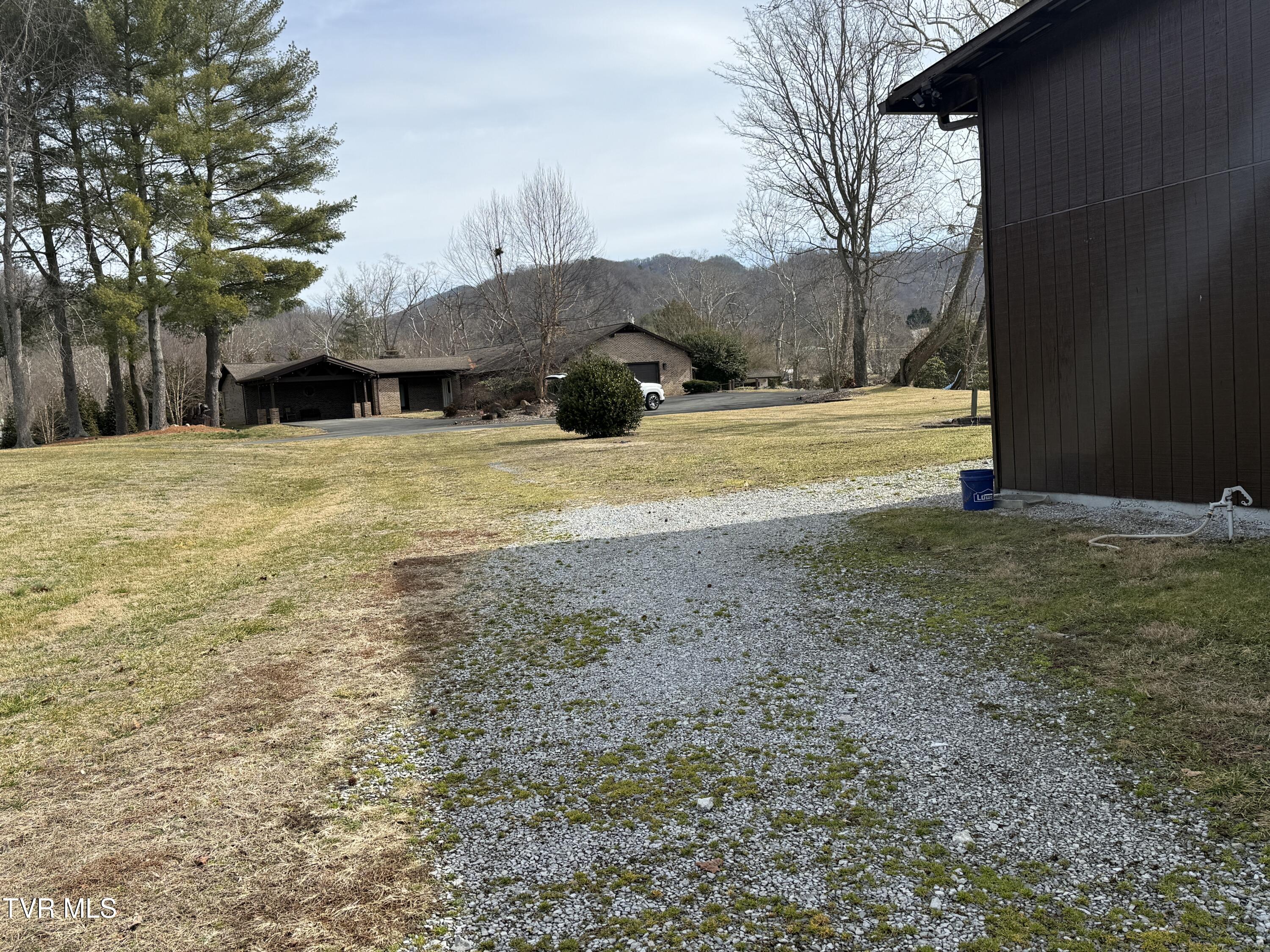 426 River Islands Road Elizabethton, TN 37643 - Photo 115 of 167 IMG_3885