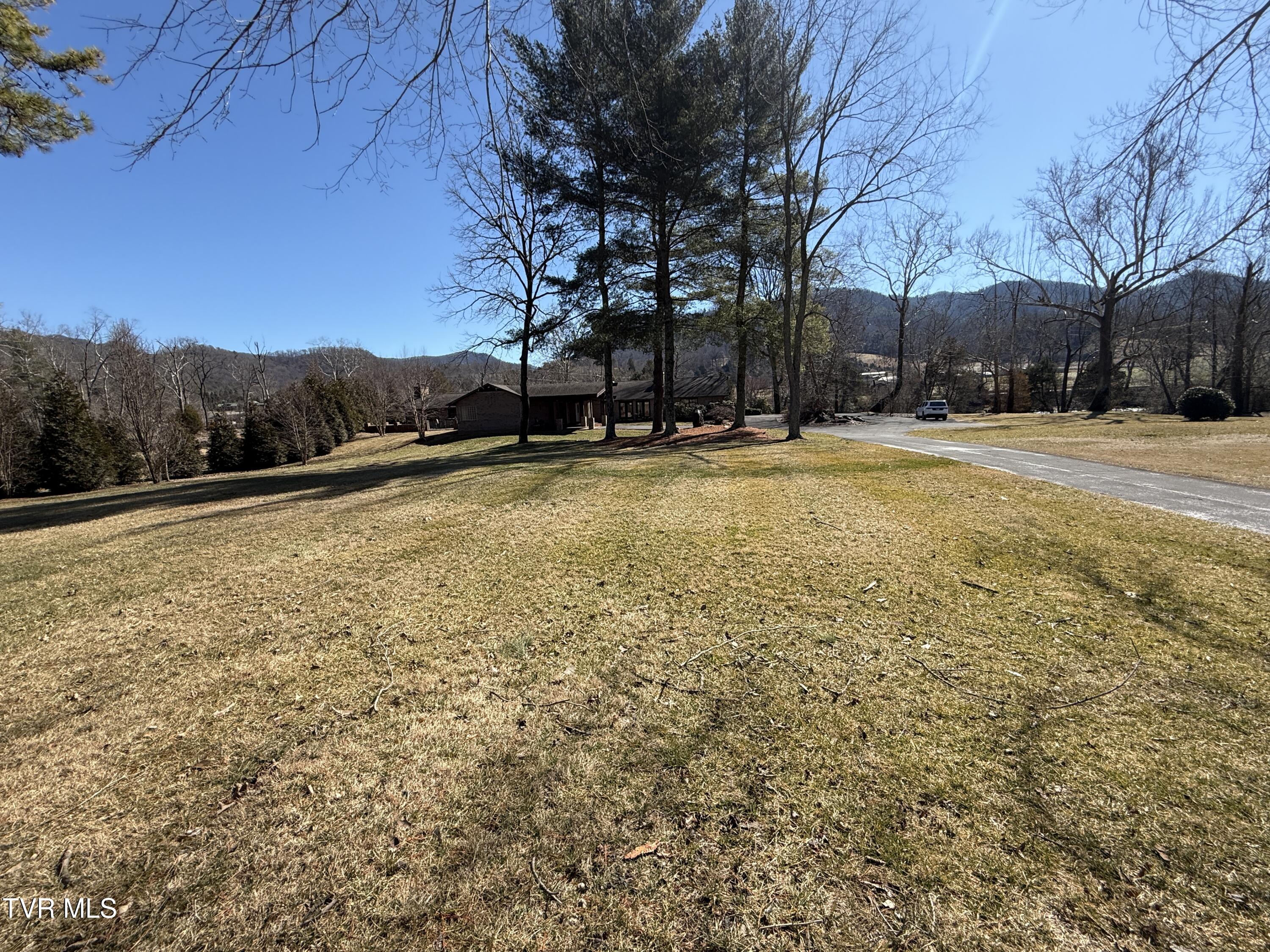 426 River Islands Road Elizabethton, TN 37643 - Photo 158 of 167 IMG_3754