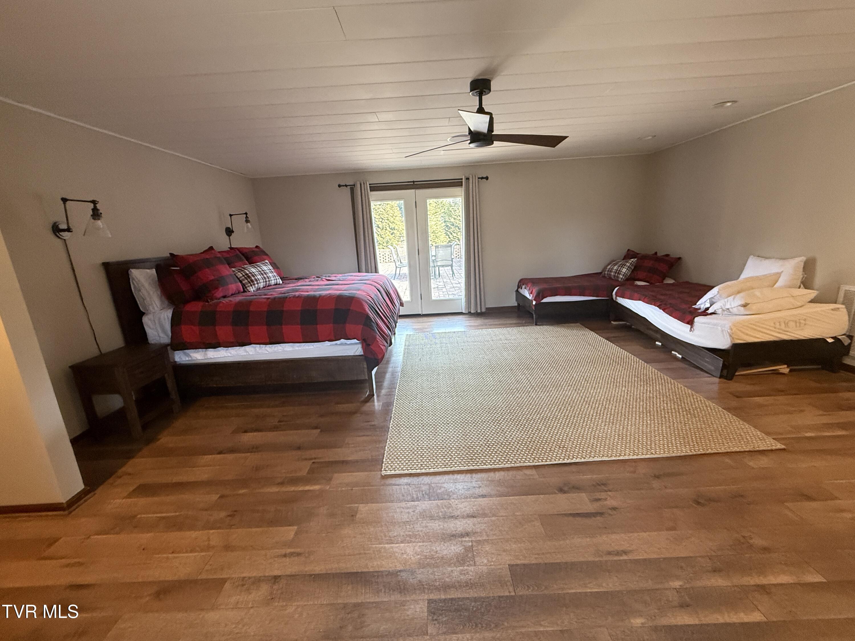 426 River Islands Road Elizabethton, TN 37643 - Photo 32 of 167 IMG_3863