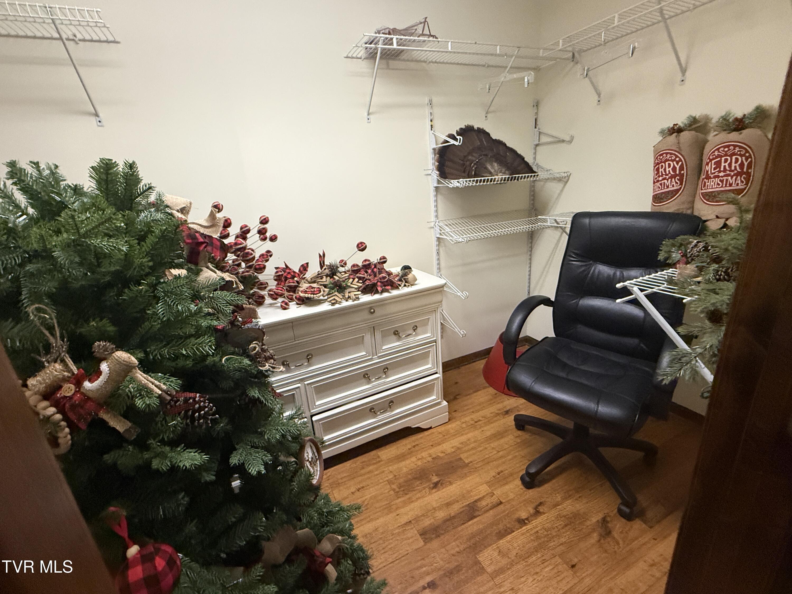 426 River Islands Road Elizabethton, TN 37643 - Photo 35 of 167 IMG_3849