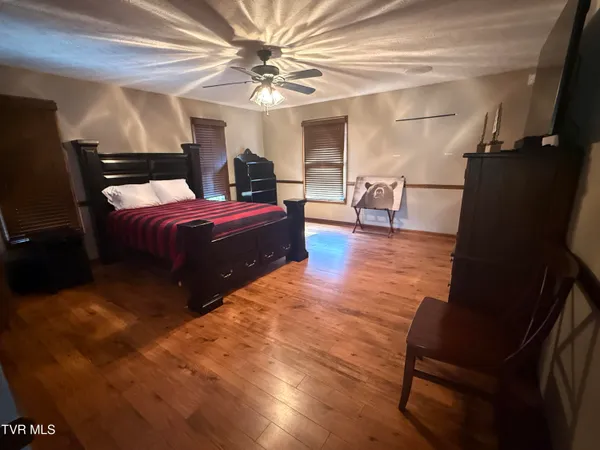 $1,550,000 | 426 River Islands Road, Elizabethton, TN 37643