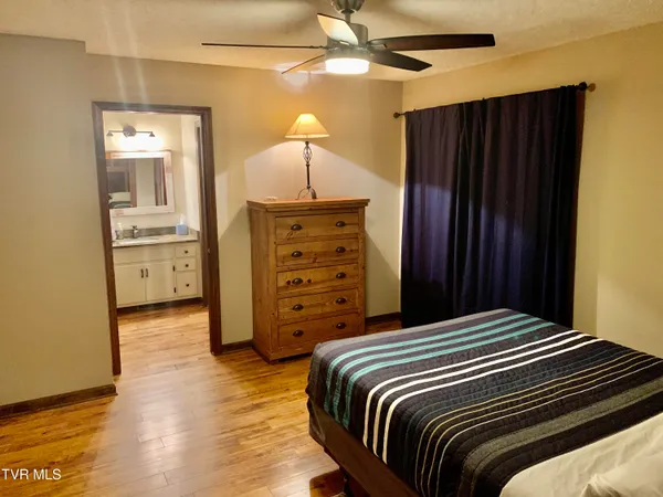 $1,550,000 | 426 River Islands Road, Elizabethton, TN 37643