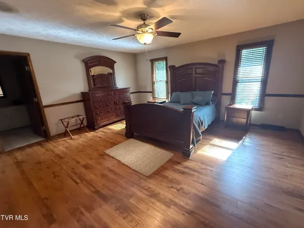 $1,550,000 | 426 River Islands Road, Elizabethton, TN 37643