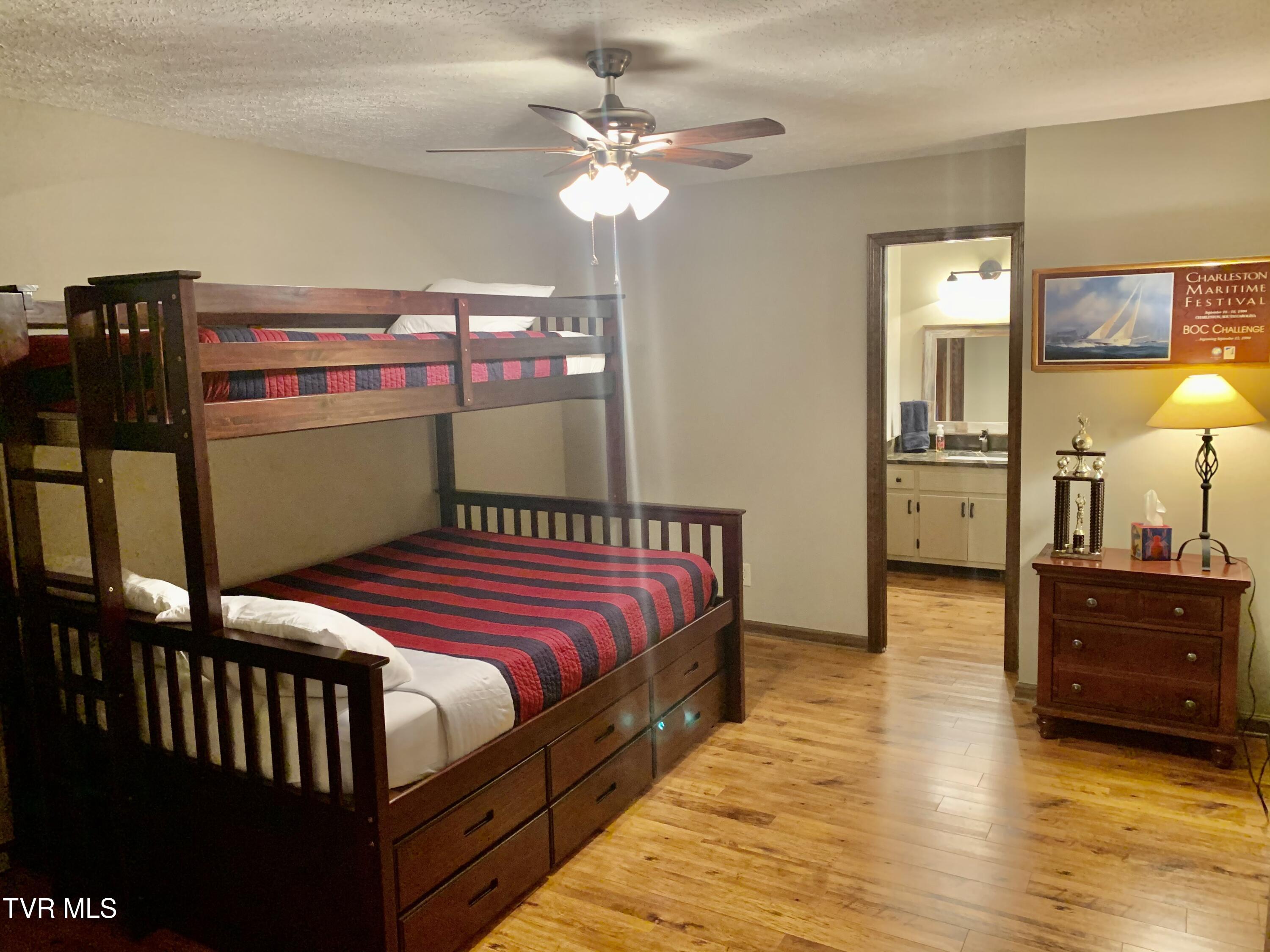 426 River Islands Road Elizabethton, TN 37643 - Photo 56 of 167 IMG_2536