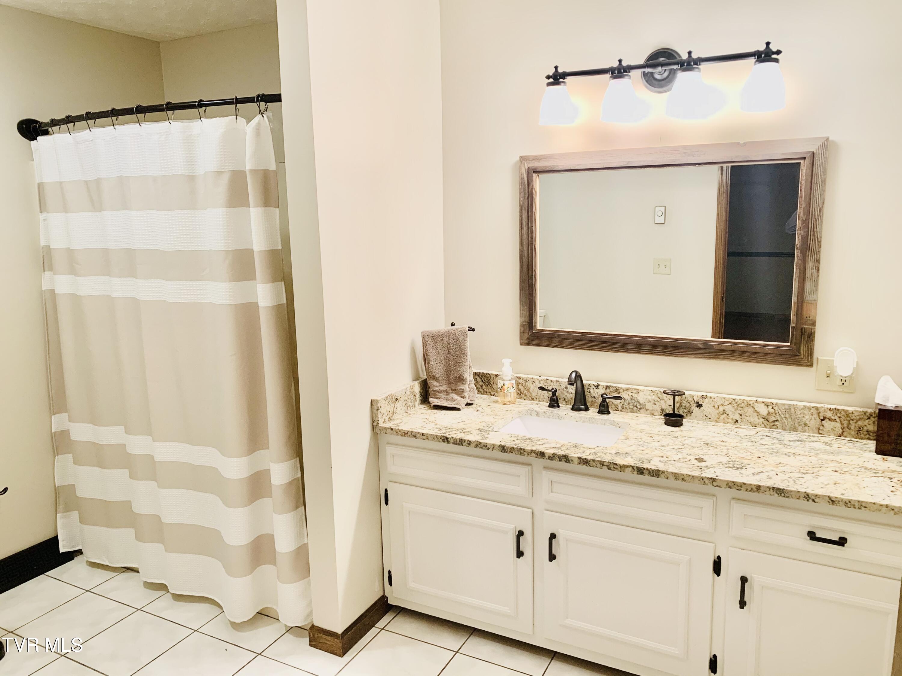 426 River Islands Road Elizabethton, TN 37643 - Photo 57 of 167 IMG_2535