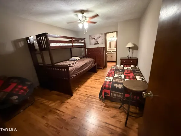 $1,550,000 | 426 River Islands Road, Elizabethton, TN 37643