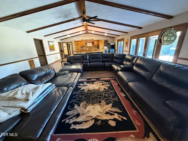 $1,550,000 | 426 River Islands Road, Elizabethton, TN 37643