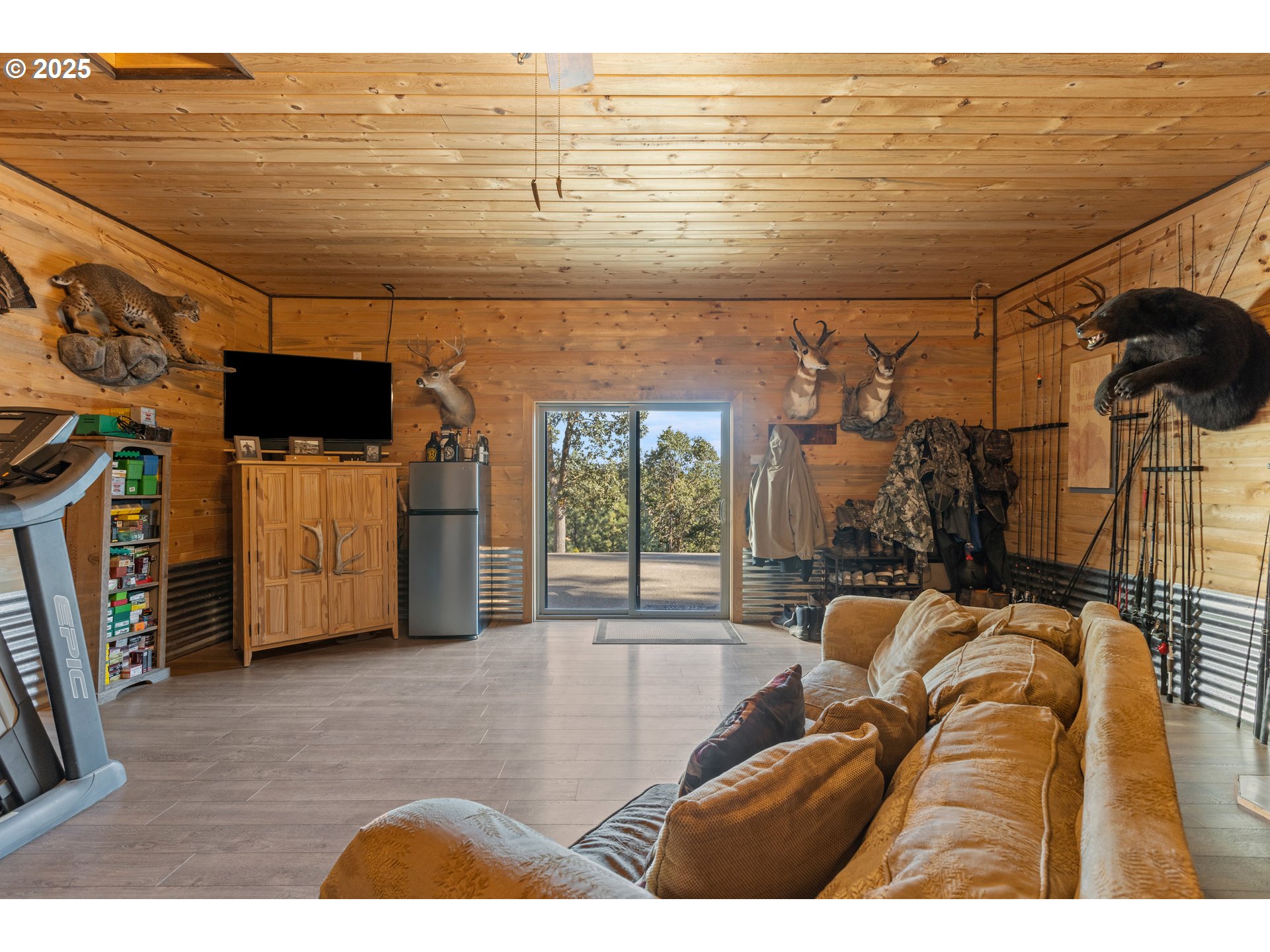 941 Colonial Road Roseburg, OR 97471 - Photo 17 of 48