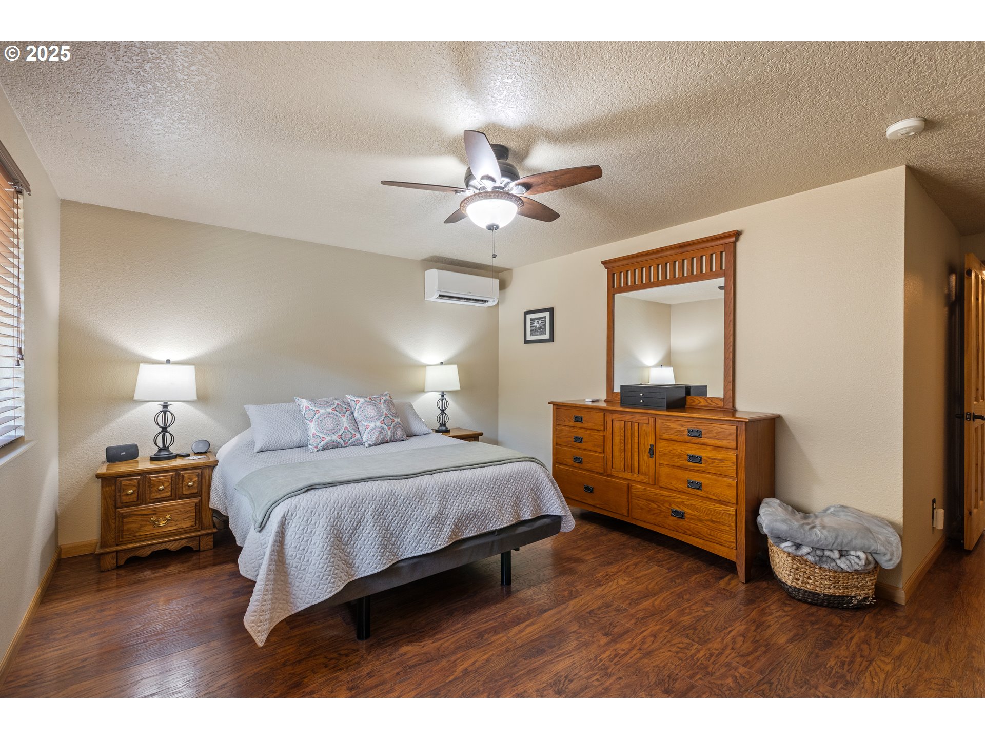 941 Colonial Road Roseburg, OR 97471 - Photo 19 of 48