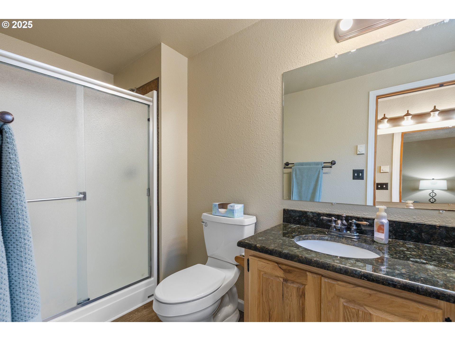 941 Colonial Road Roseburg, OR 97471 - Photo 21 of 48