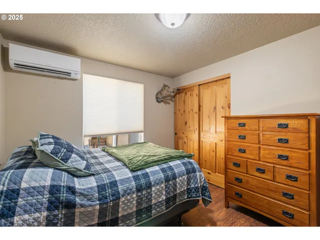 $625,000 | 941 Colonial Road, Roseburg, OR 97471