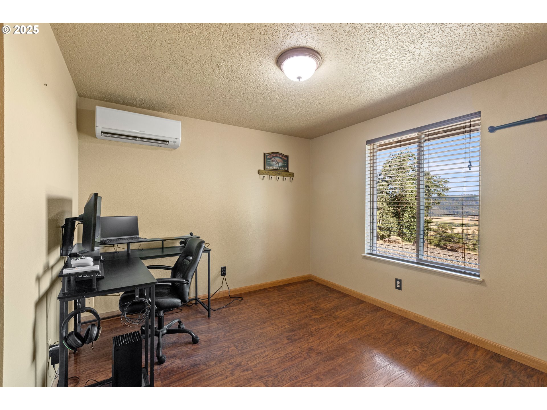 941 Colonial Road Roseburg, OR 97471 - Photo 27 of 48