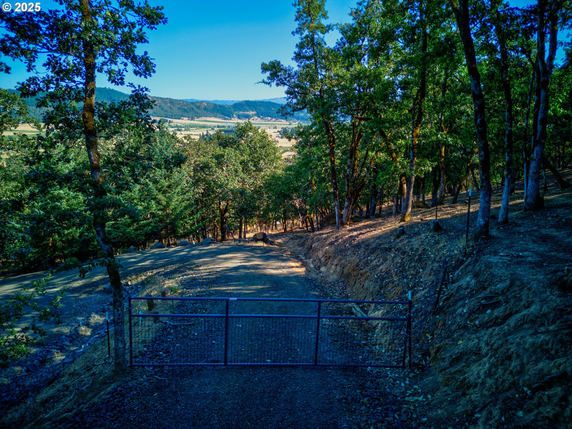 941 Colonial Road Roseburg, OR 97471 - Photo 43 of 48