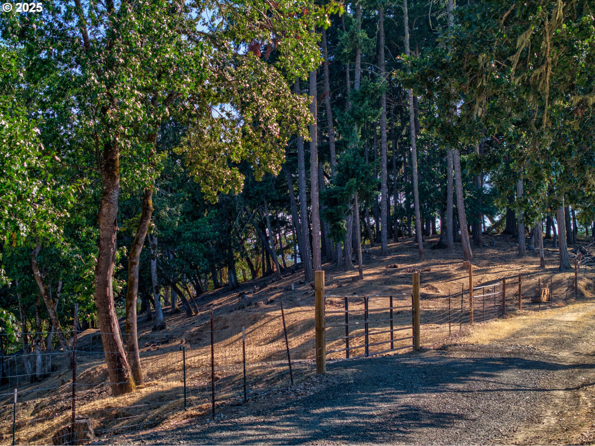 941 Colonial Road Roseburg, OR 97471 - Photo 45 of 48
