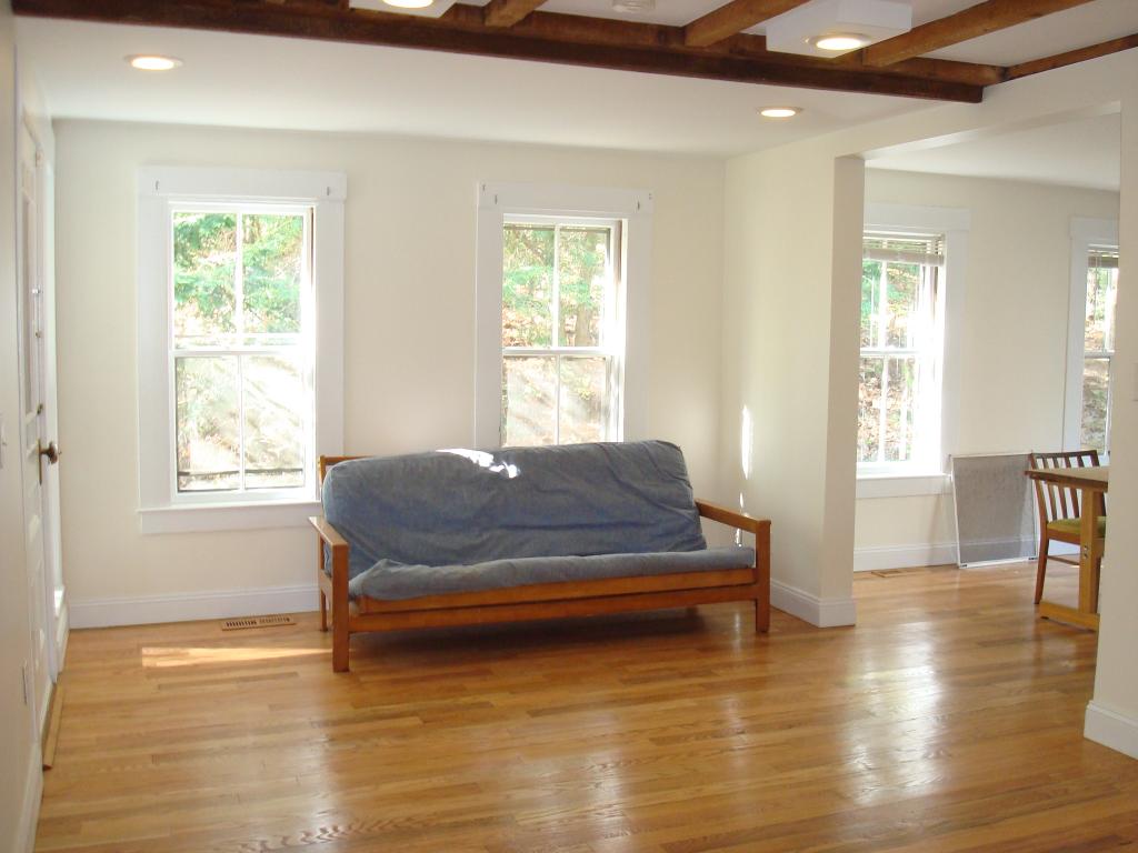 16 Blake Road Epping, NH 03042 - Photo 3 of 27