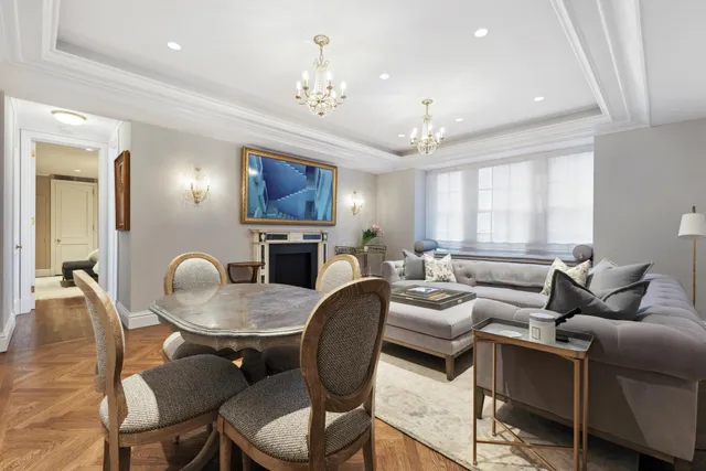 $995,000 | 465 Park Avenue, Unit 18F | Midtown East