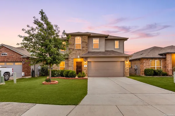 $394,900 | 17118 Robin Way, Schertz, TX 78154
