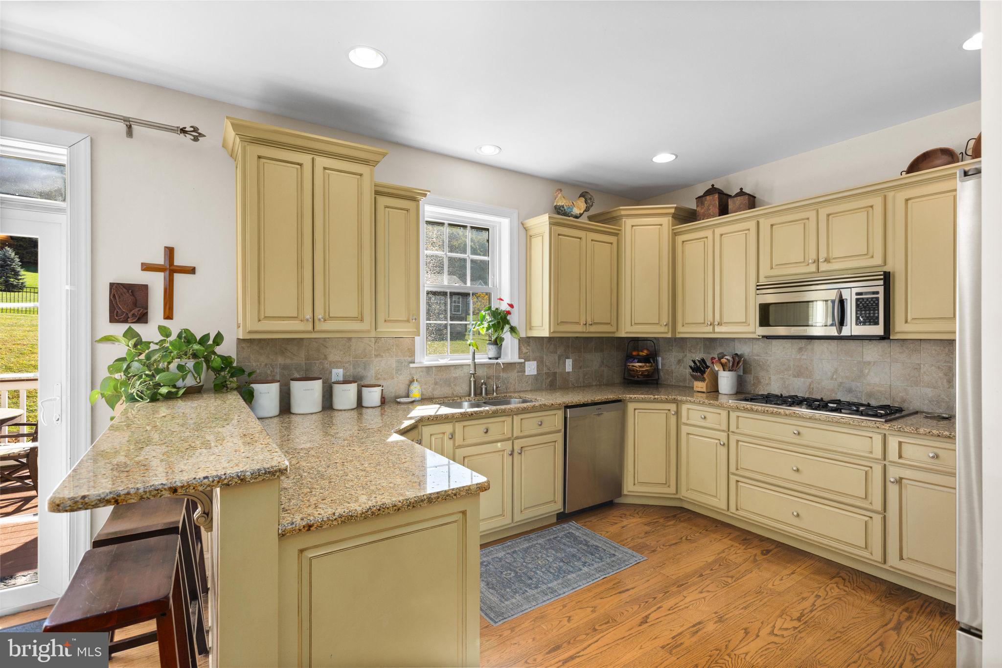 955 Sabra Way Danville, PA 17821 - Photo 7 of 31