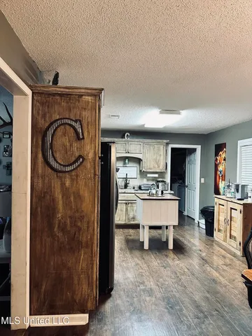 $235,000 | 207 Glendale Street, Senatobia, MS 38668