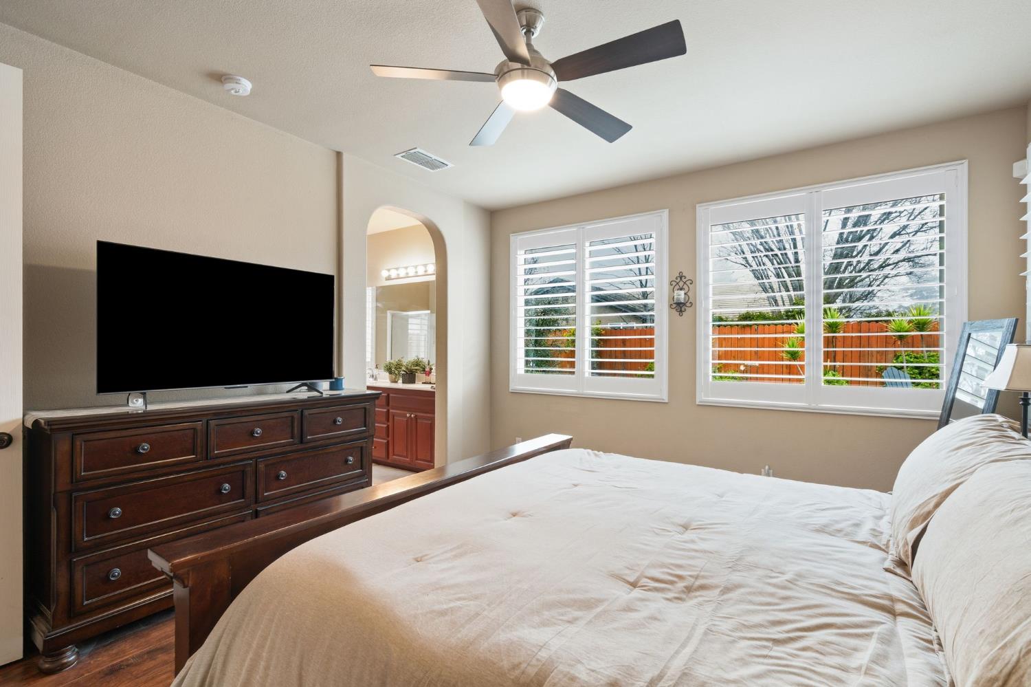 4601 Stuben Court Elk Grove, CA 95758 - Photo 16 of 32