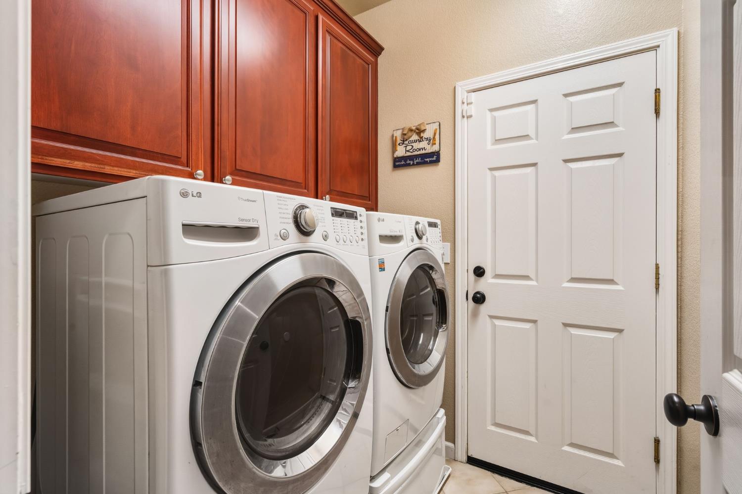 4601 Stuben Court Elk Grove, CA 95758 - Photo 22 of 32