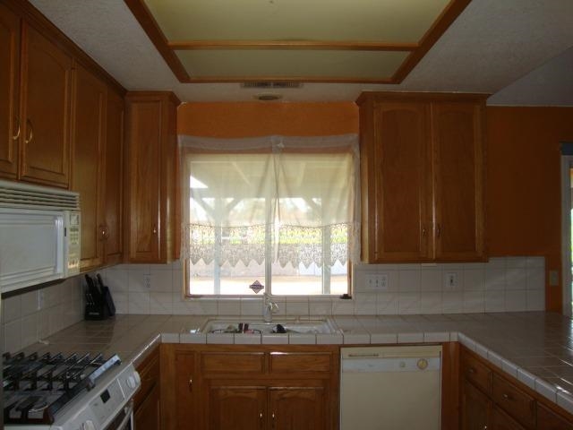 20183 Oakhill Road Madera, CA 93638 - Photo 6 of 10 Gallery Image 6