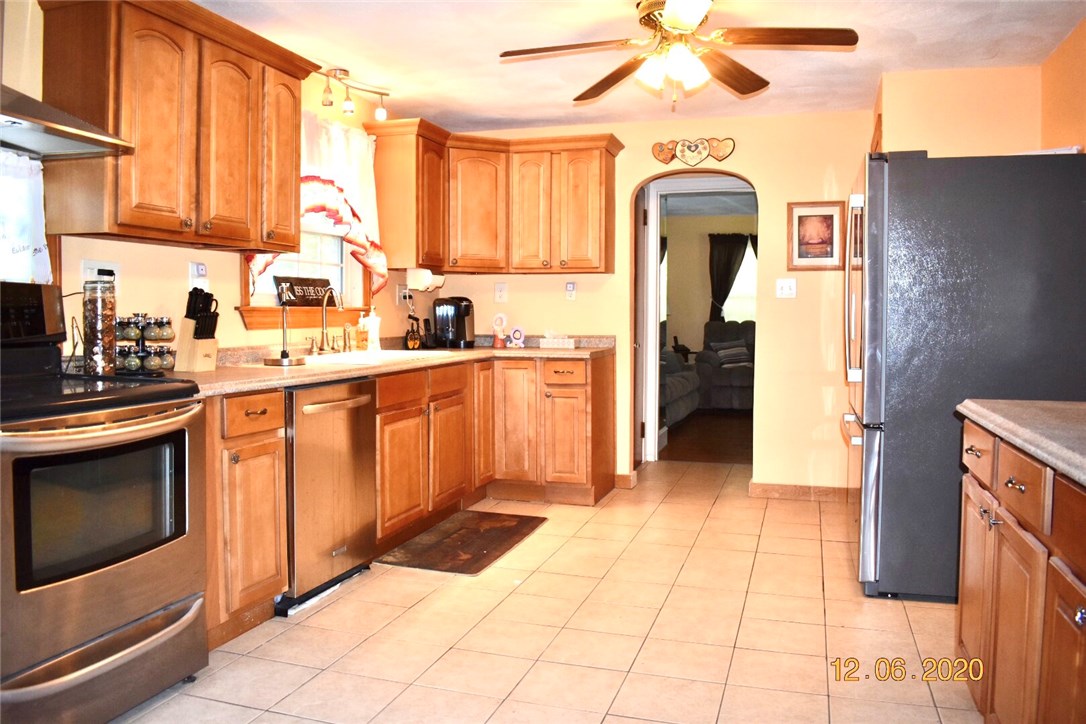 1839 Diamond Hill Road Cumberland, RI 02864 - Photo 8 of 33 Gallery Image 8
