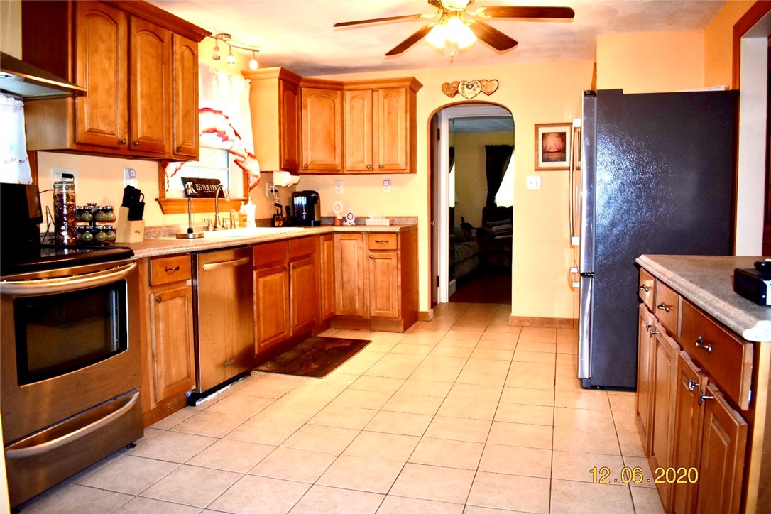 1839 Diamond Hill Road Cumberland, RI 02864 - Photo 9 of 33 Gallery Image 9