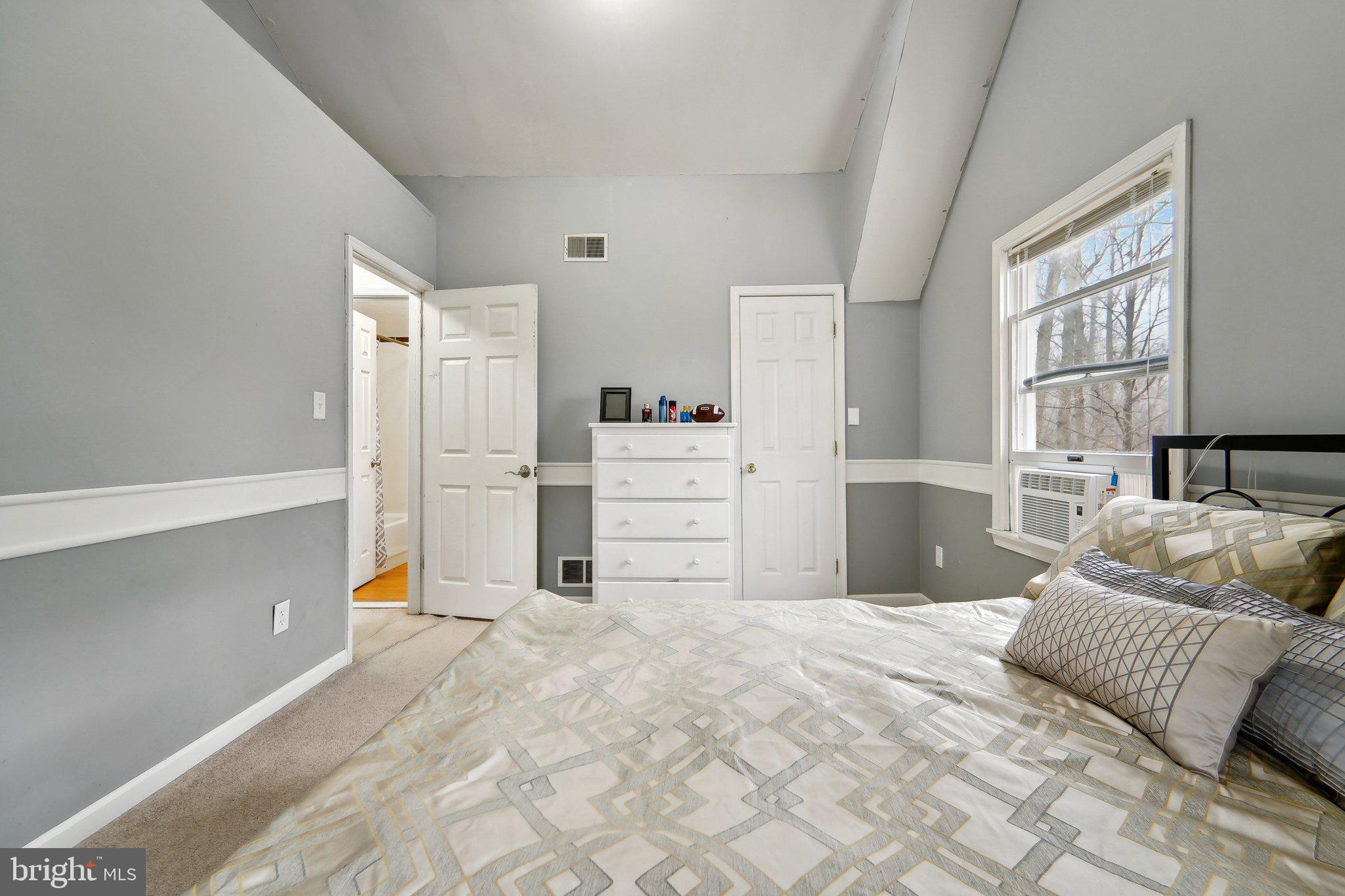 14017 Harrisville Road Mount Airy, MD 21771 - Photo 21 of 38 Bedroom 3