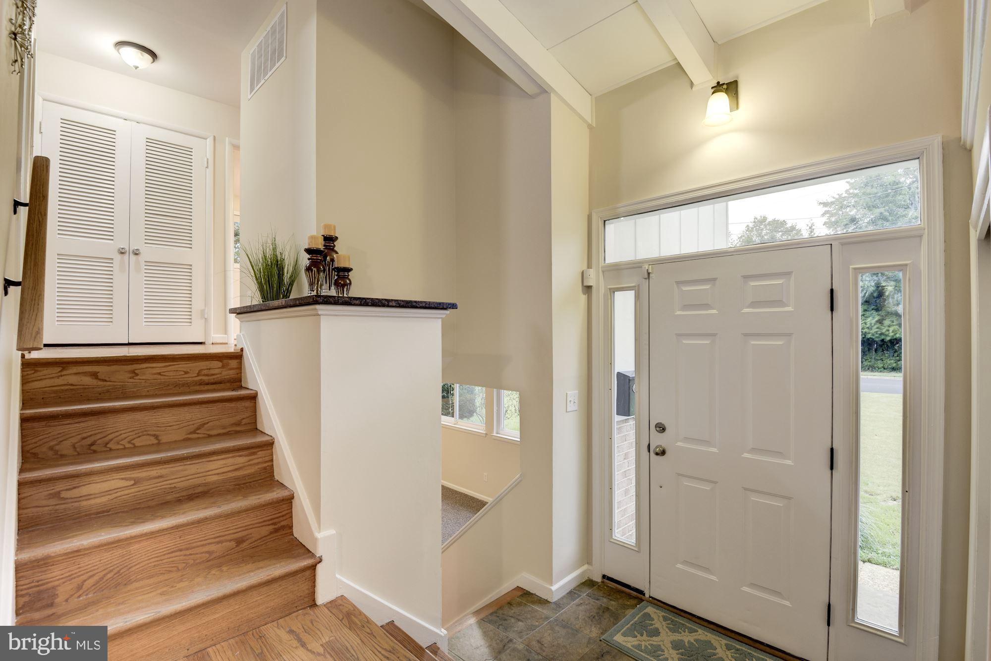 8923 Battery Road Alexandria, VA 22308 - Photo 4 of 40 Gallery Image 4