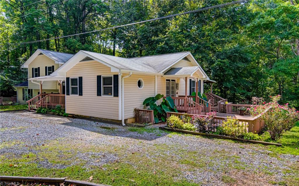 8090 Dull Road Clemmons, NC 27012 - Photo 3 of 43