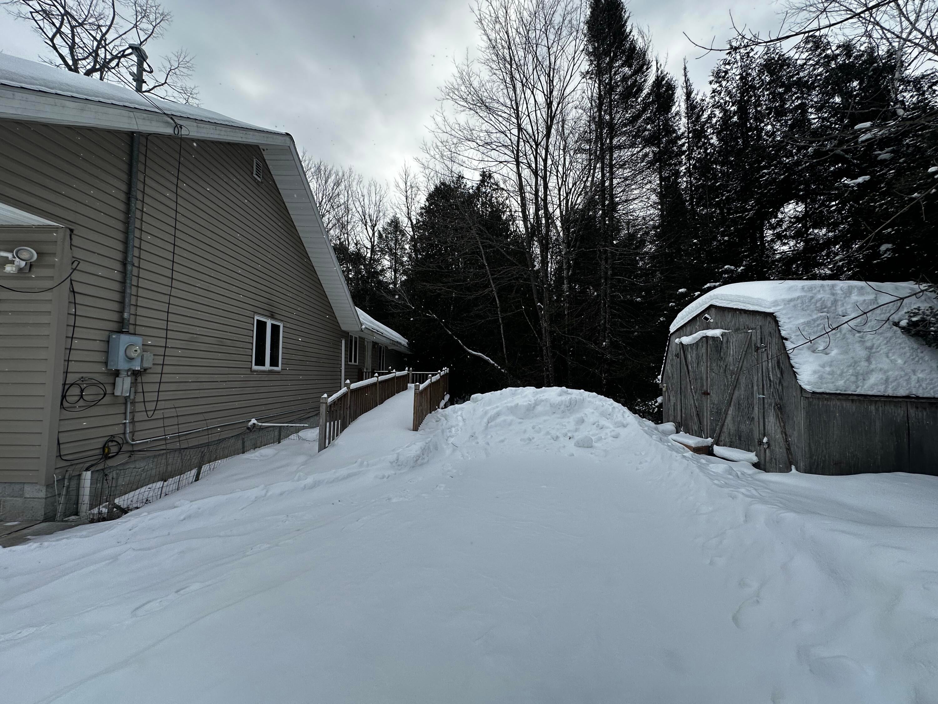 4520 Boardwalk Road Alpena, MI 49707 - Photo 7 of 7 Side of house