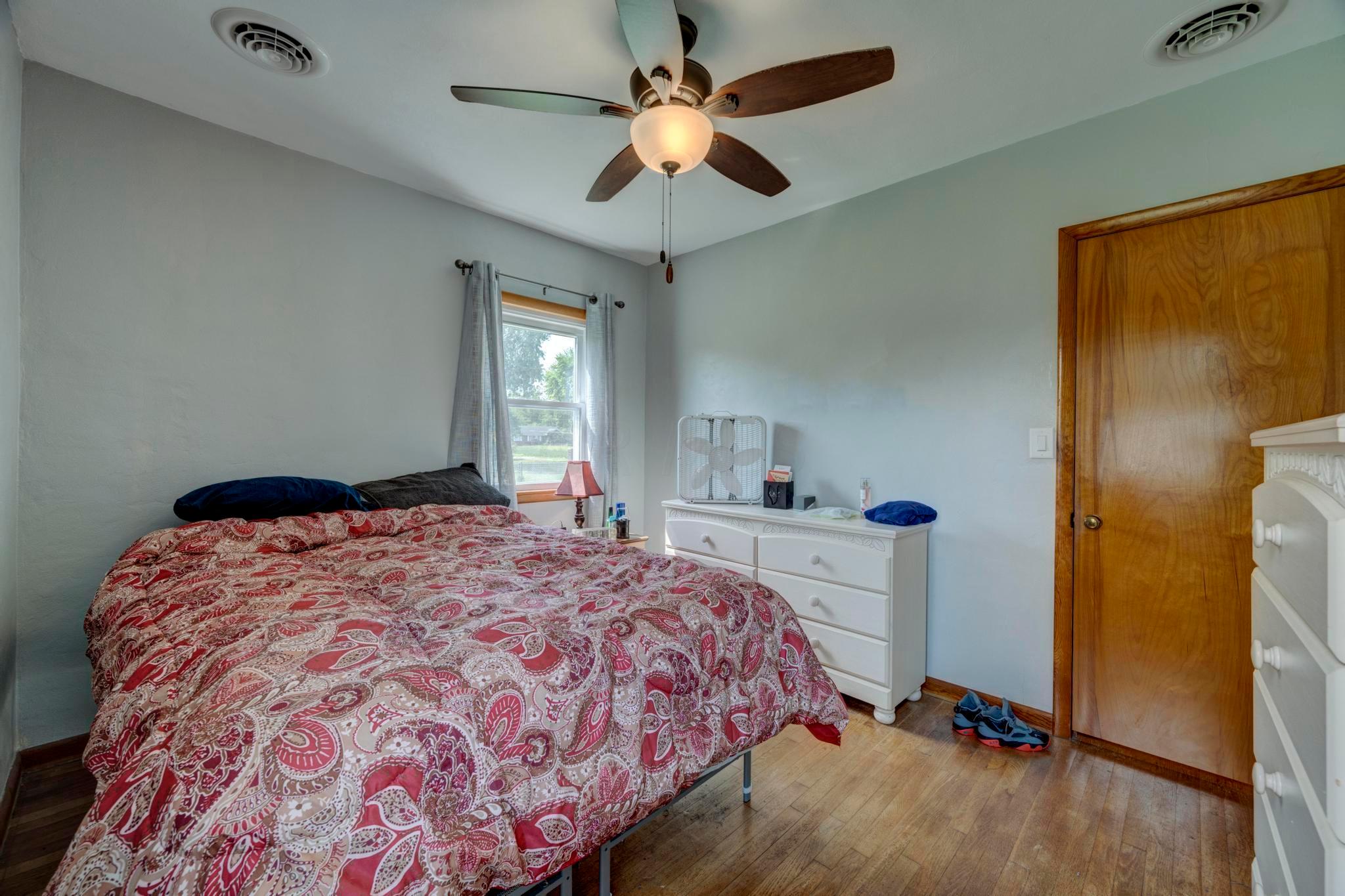 975 Barks Road East Marion, OH 43302 - Photo 14 of 39 Bedroom 1