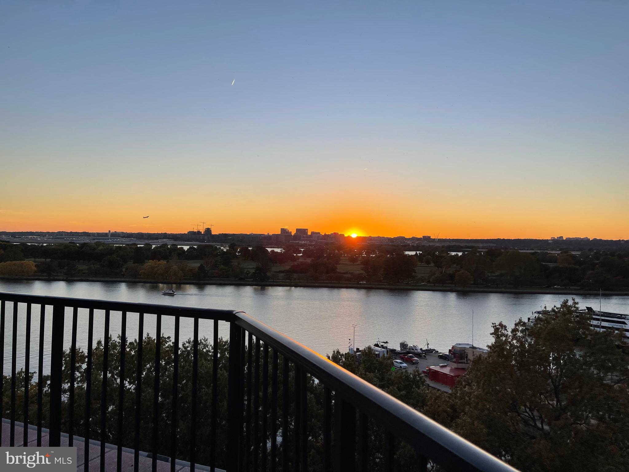 520 N Street Southwest, Unit S618 Washington, DC 20024 - Photo 42 of 62