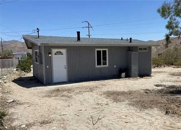 $1,400 | 9495 Bella Vista Drive, Morongo Valley, CA 92256