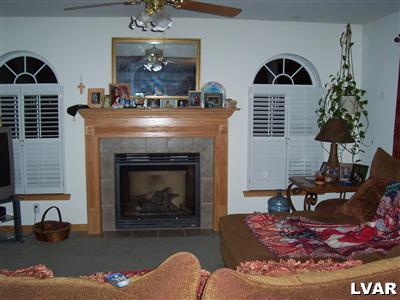 2464 Ackermanville Road Bangor, PA 18013 - Photo 2 of 4 Gallery Image 2