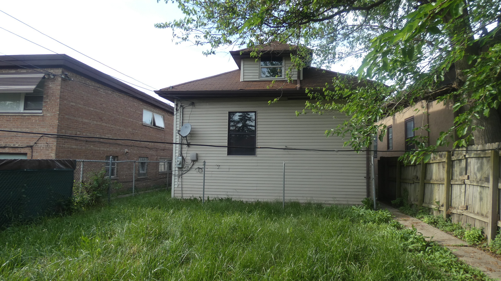 1707 East 83rd Street Chicago, IL 60617 - Photo 13 of 15 a view of a backyard