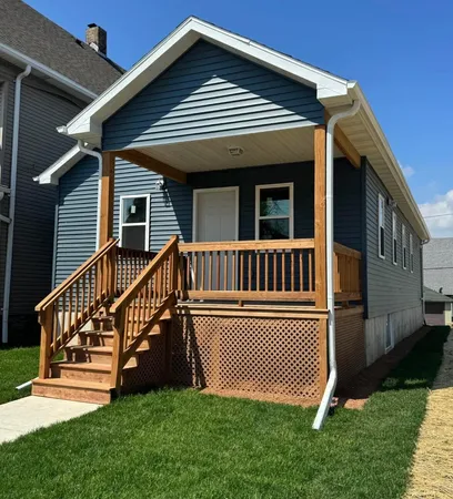 $105,000 | 3801 West Sarnow Street, Milwaukee, WI 53208