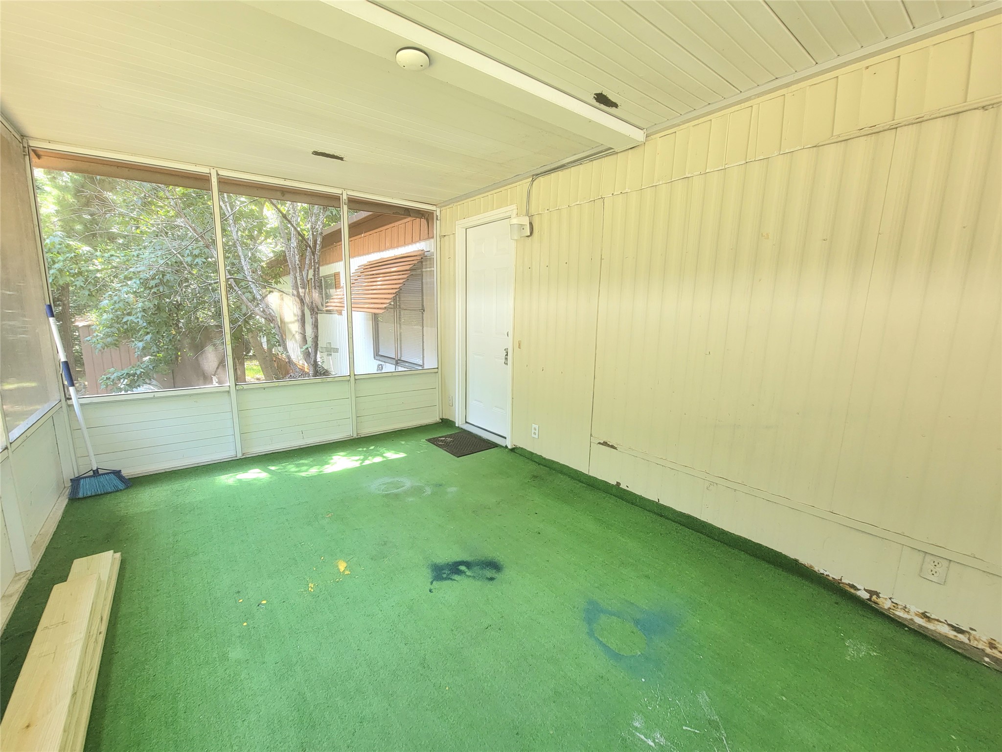 14245 East Ravine Willis, TX 77318 - Photo 13 of 23 Screened porch