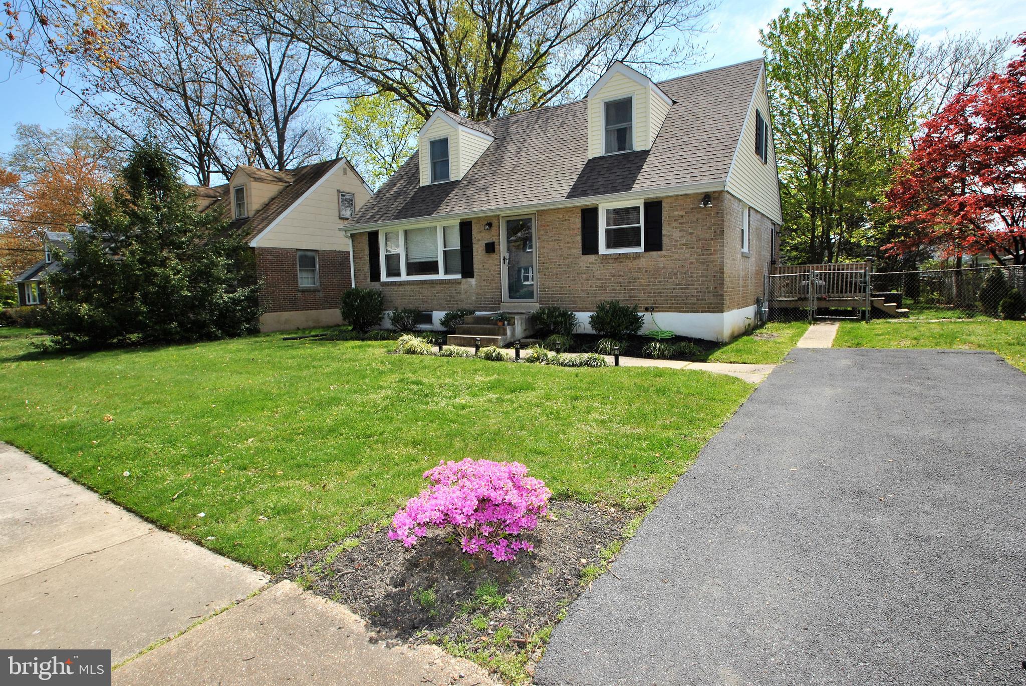 112 Waverly Road Wilmington, DE 19803 - Photo 3 of 26 Gallery Image 3