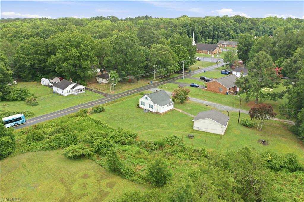 404 Glen Raven Road Burlington, NC 27217 - Photo 28 of 33