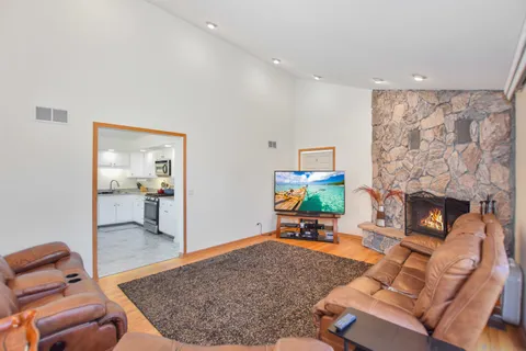 $695,000 | 23400 West Cattail Lane, Barrington, IL 60010