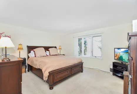 $695,000 | 23400 West Cattail Lane, Barrington, IL 60010