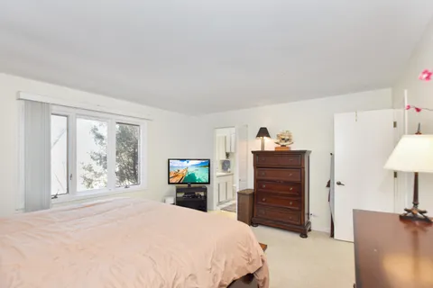 $695,000 | 23400 West Cattail Lane, Barrington, IL 60010