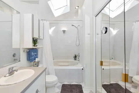 $695,000 | 23400 West Cattail Lane, Barrington, IL 60010