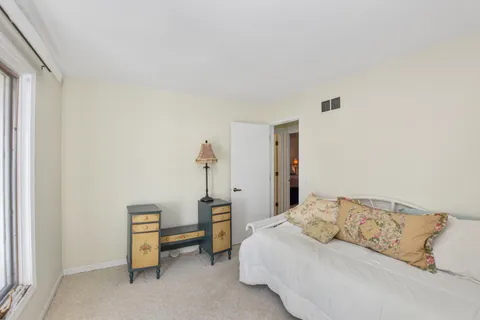 $695,000 | 23400 West Cattail Lane, Barrington, IL 60010