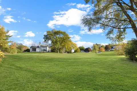 $695,000 | 23400 West Cattail Lane, Barrington, IL 60010