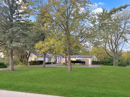 $695,000 | 23400 West Cattail Lane, Barrington, IL 60010